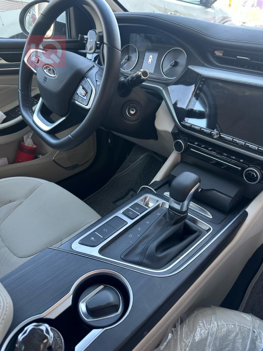 شيري أريزو 5